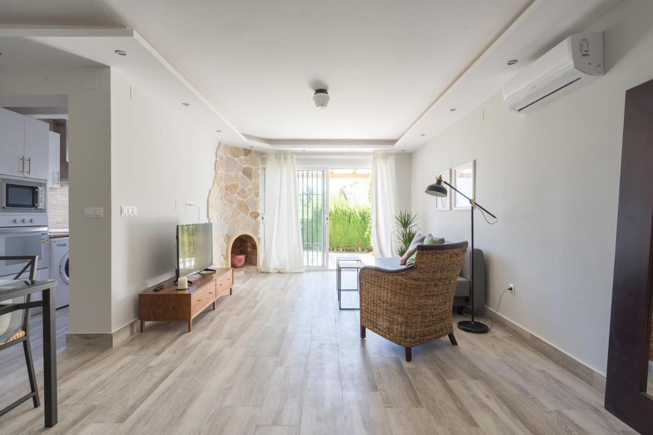 Malagasuite House Pool Fuengirola Bagian luar foto